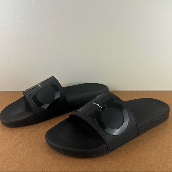 SALVATORE FERRAGAMO BLACK SLIDE SANDALS - Picture 9 of 13